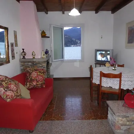 Finestra Sul Lago Apartment